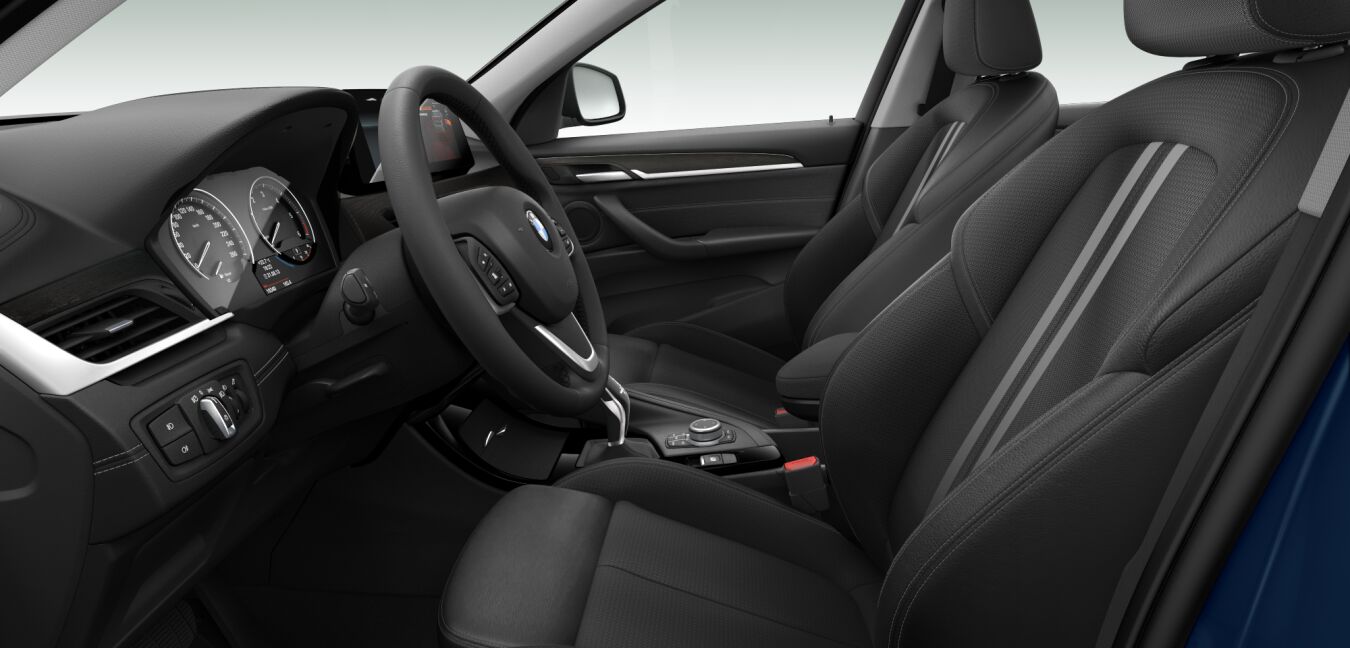 BMW BMW X im Innenraum seitlich BMW BMW X im Innenraum seitlich
