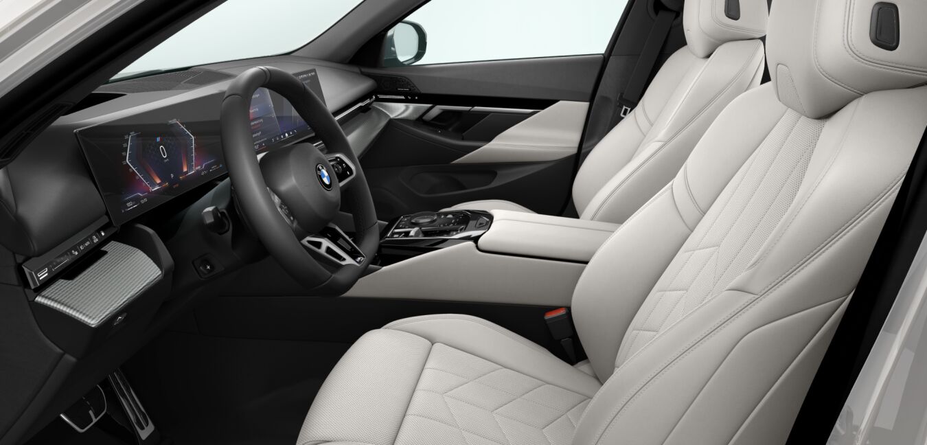 BMW BMW 5er im Innenraum seitlich BMW BMW 5er im Innenraum seitlich