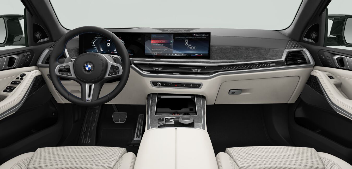BMW BMW X im Innenraum von vorne