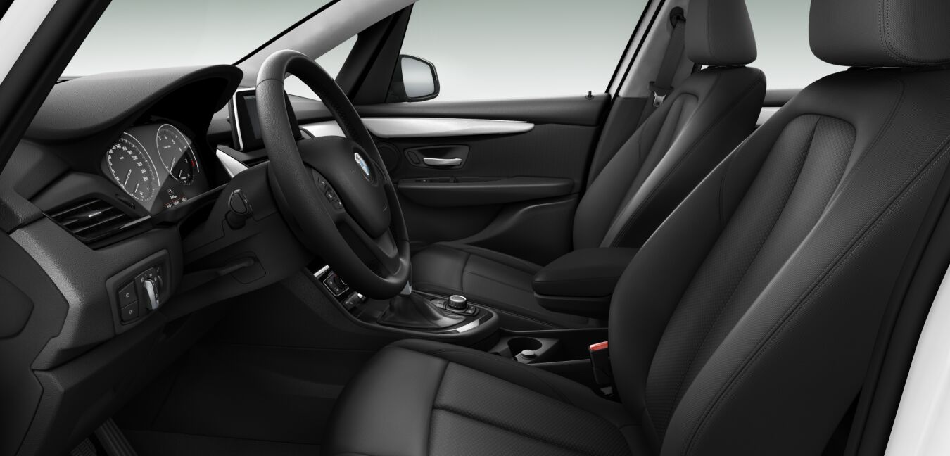 BMW BMW 2er im Innenraum seitlich BMW BMW 2er im Innenraum seitlich