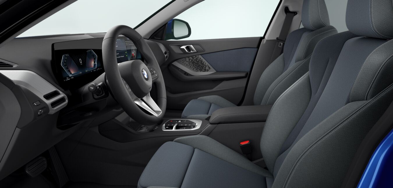BMW BMW 2er im Innenraum seitlich BMW BMW 2er im Innenraum seitlich