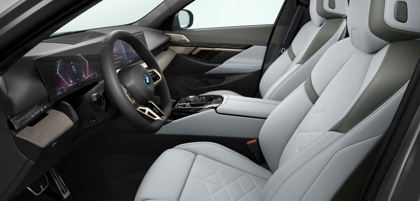 BMW BMW 5er im Innenraum seitlich