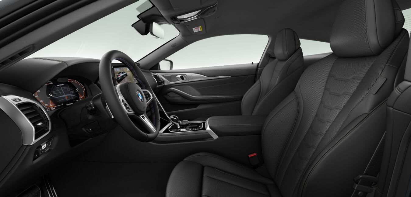 BMW BMW 8er im Innenraum seitlich BMW BMW 8er im Innenraum seitlich