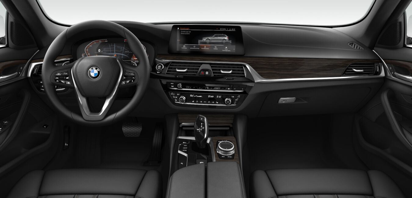 BMW BMW 5er im Innenraum von vorne