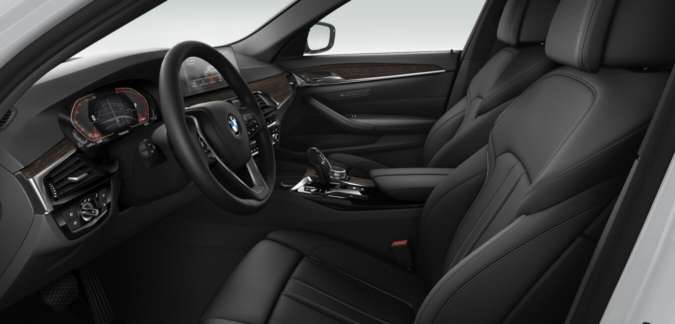 BMW BMW 5er im Innenraum seitlich