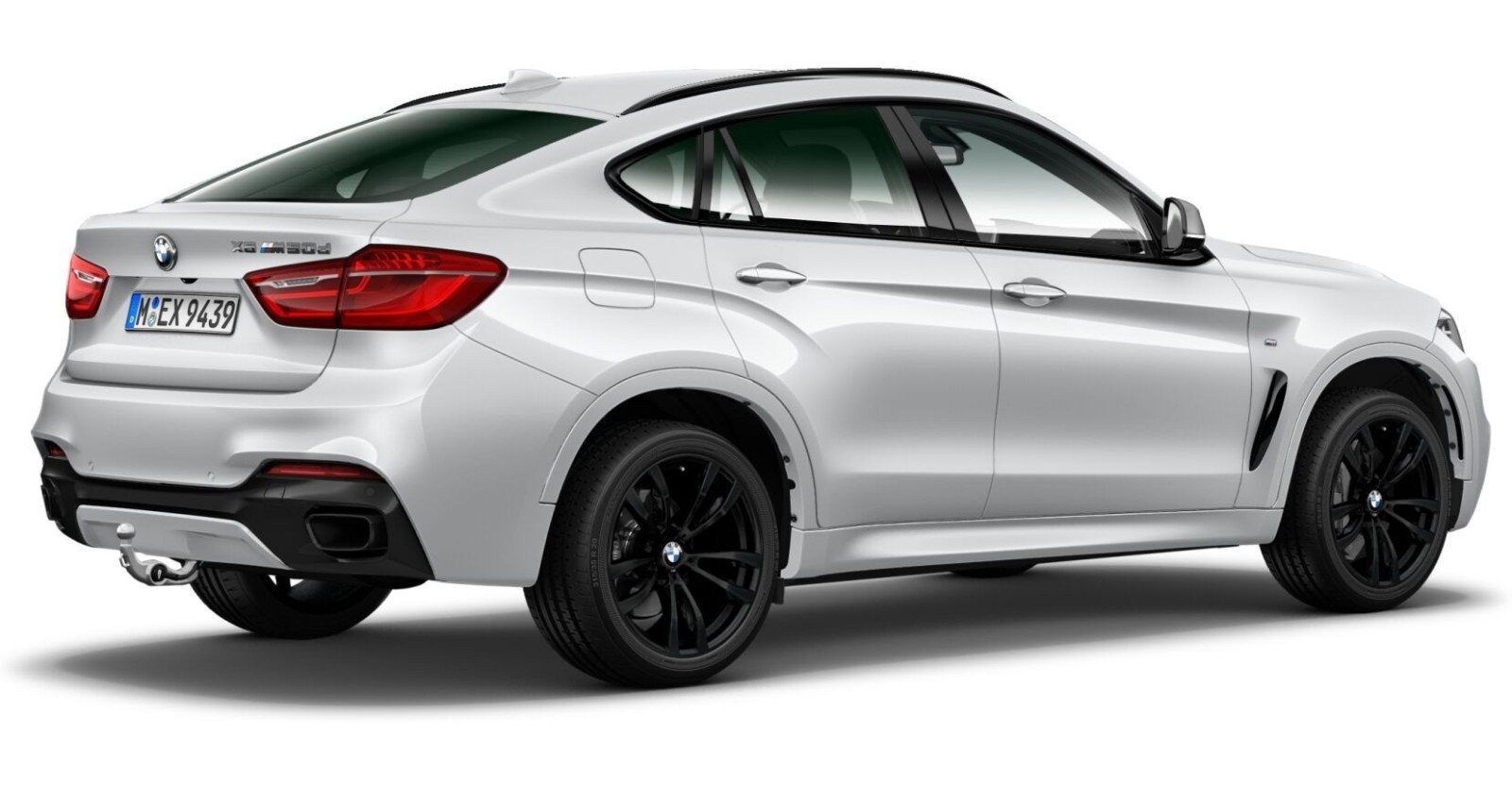 BMW BMW X in Silber von hinten