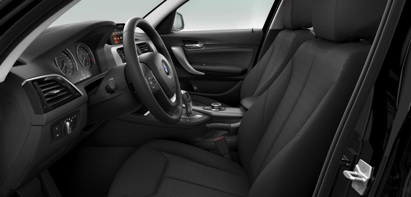 BMW BMW 1er im Innenraum seitlich BMW BMW 1er im Innenraum seitlich
