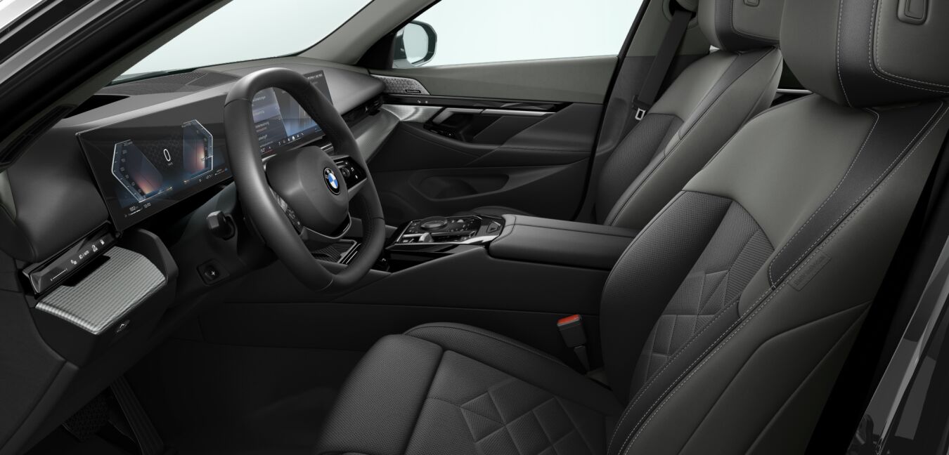 BMW BMW 5er im Innenraum seitlich BMW BMW 5er im Innenraum seitlich