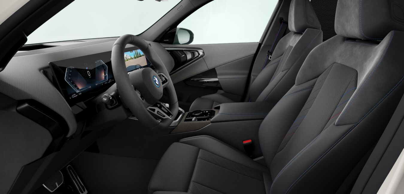 BMW BMW X im Innenraum seitlich