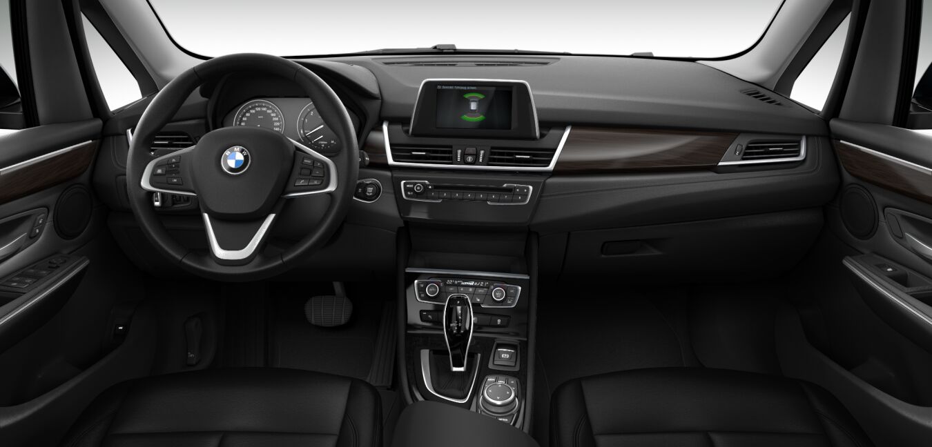 BMW BMW 2er im Innenraum von vorne BMW BMW 2er im Innenraum von vorne
