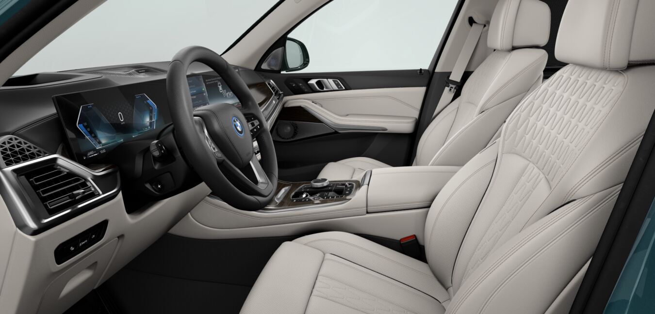 BMW BMW X im Innenraum seitlich