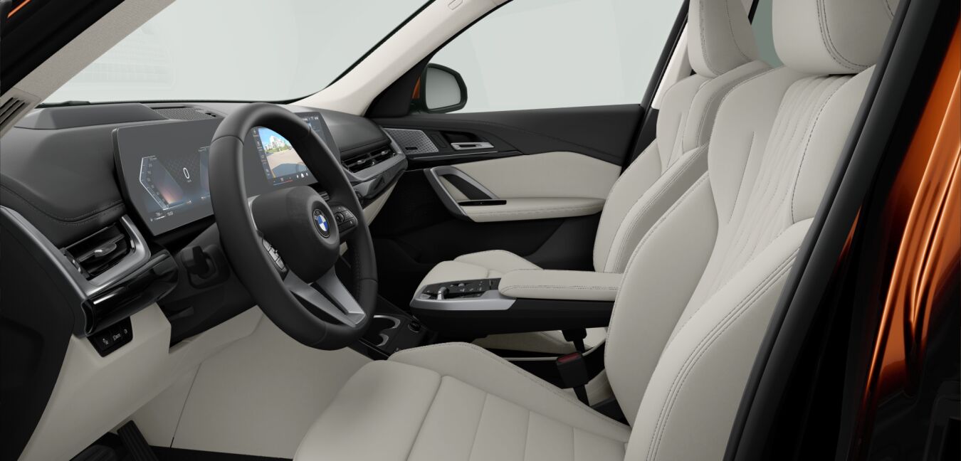 BMW BMW X im Innenraum seitlich