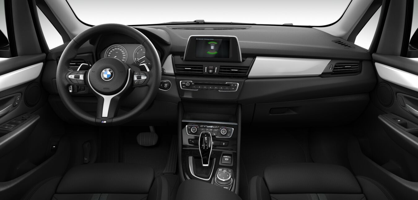 BMW BMW 2er im Innenraum von vorne BMW BMW 2er im Innenraum von vorne
