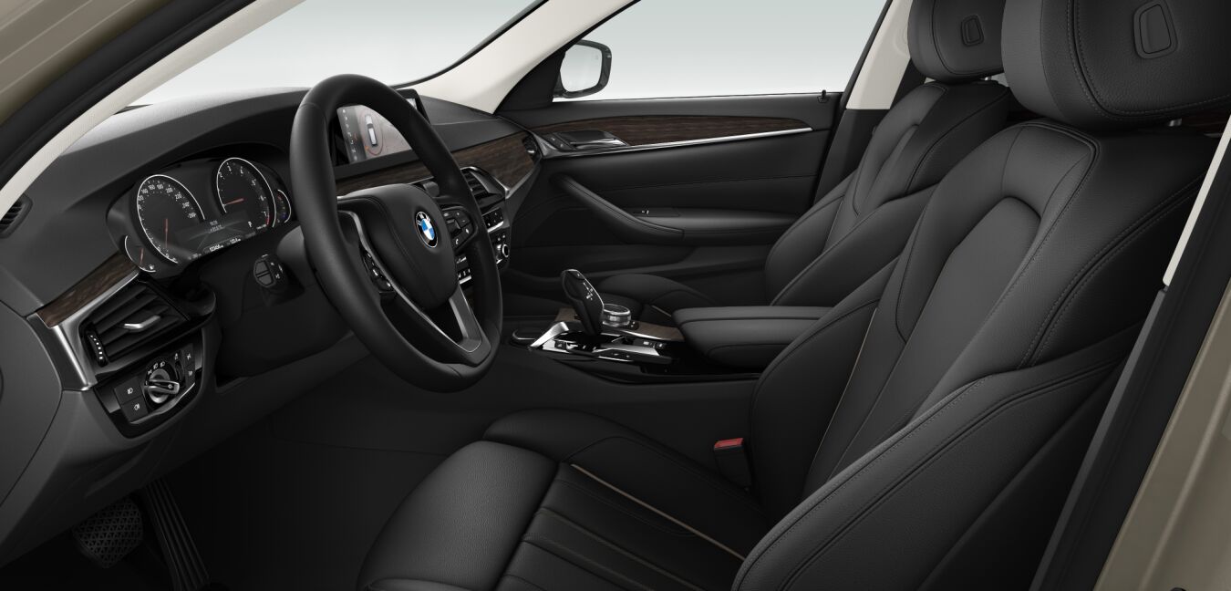 BMW BMW 5er im Innenraum seitlich BMW BMW 5er im Innenraum seitlich
