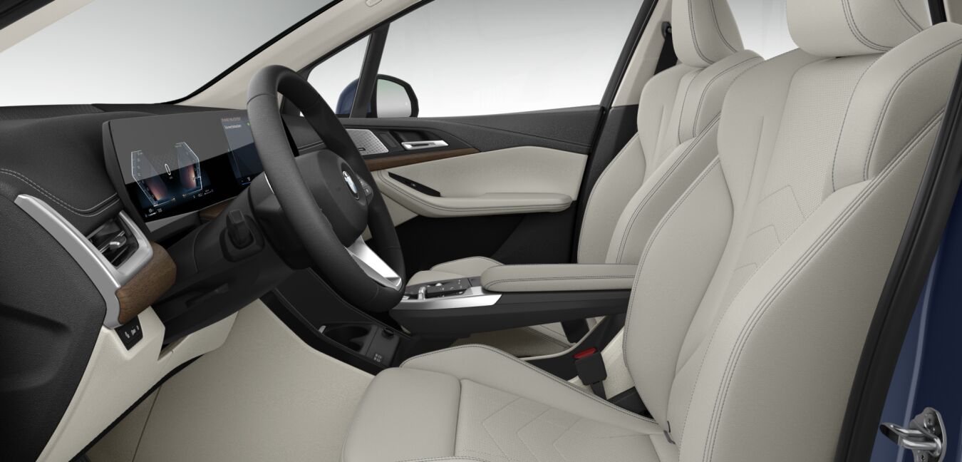 BMW BMW 2er im Innenraum seitlich BMW BMW 2er im Innenraum seitlich