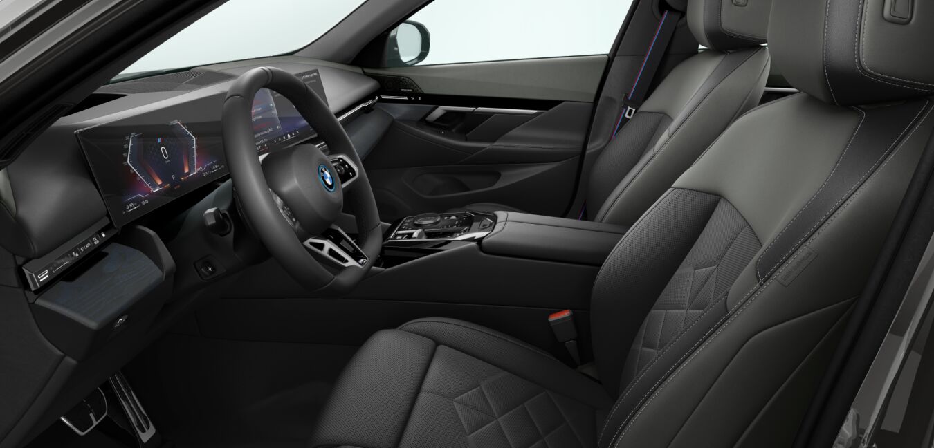 BMW BMW 5er im Innenraum seitlich BMW BMW 5er im Innenraum seitlich
