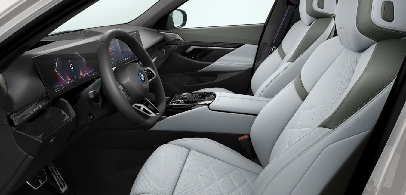 BMW BMW 5er im Innenraum seitlich BMW BMW 5er im Innenraum seitlich