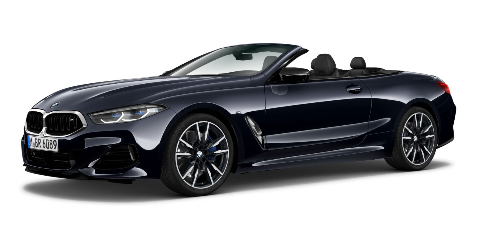 BMW M850i xDrive Cabrio in Schwarz von vorne BMW M850i xDrive Cabrio in Schwarz von vorne