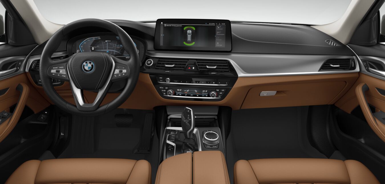 BMW BMW 5er im Innenraum von vorne BMW BMW 5er im Innenraum von vorne