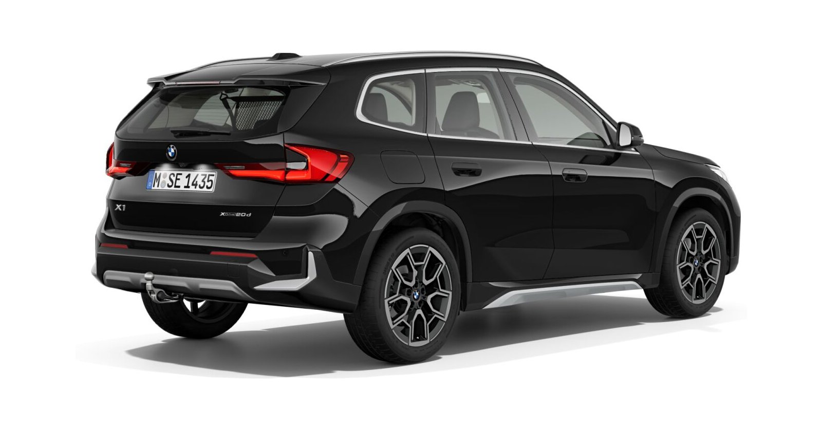 BMW BMW X in Schwarz von hinten