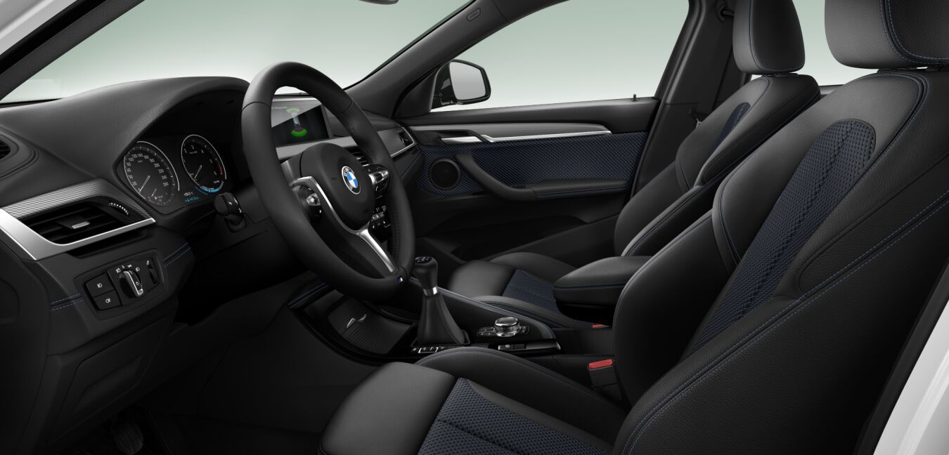 BMW BMW X im Innenraum seitlich BMW BMW X im Innenraum seitlich