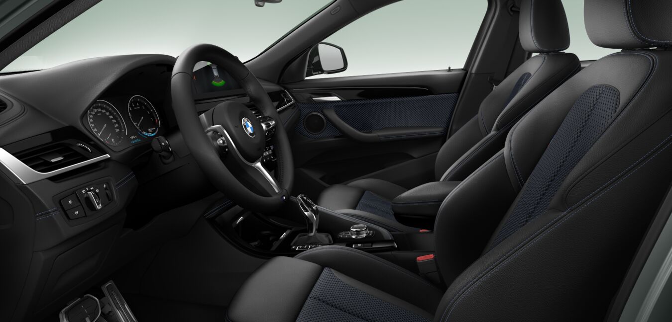 BMW BMW X im Innenraum seitlich BMW BMW X im Innenraum seitlich