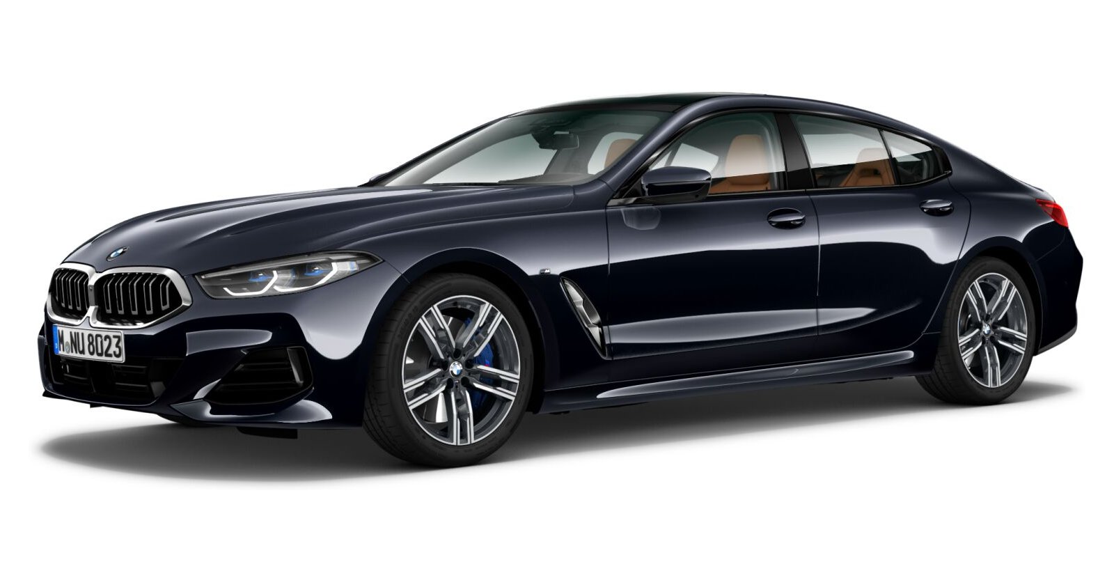 BMW 840i xDrive Gran Coupe in Schwarz von vorne
