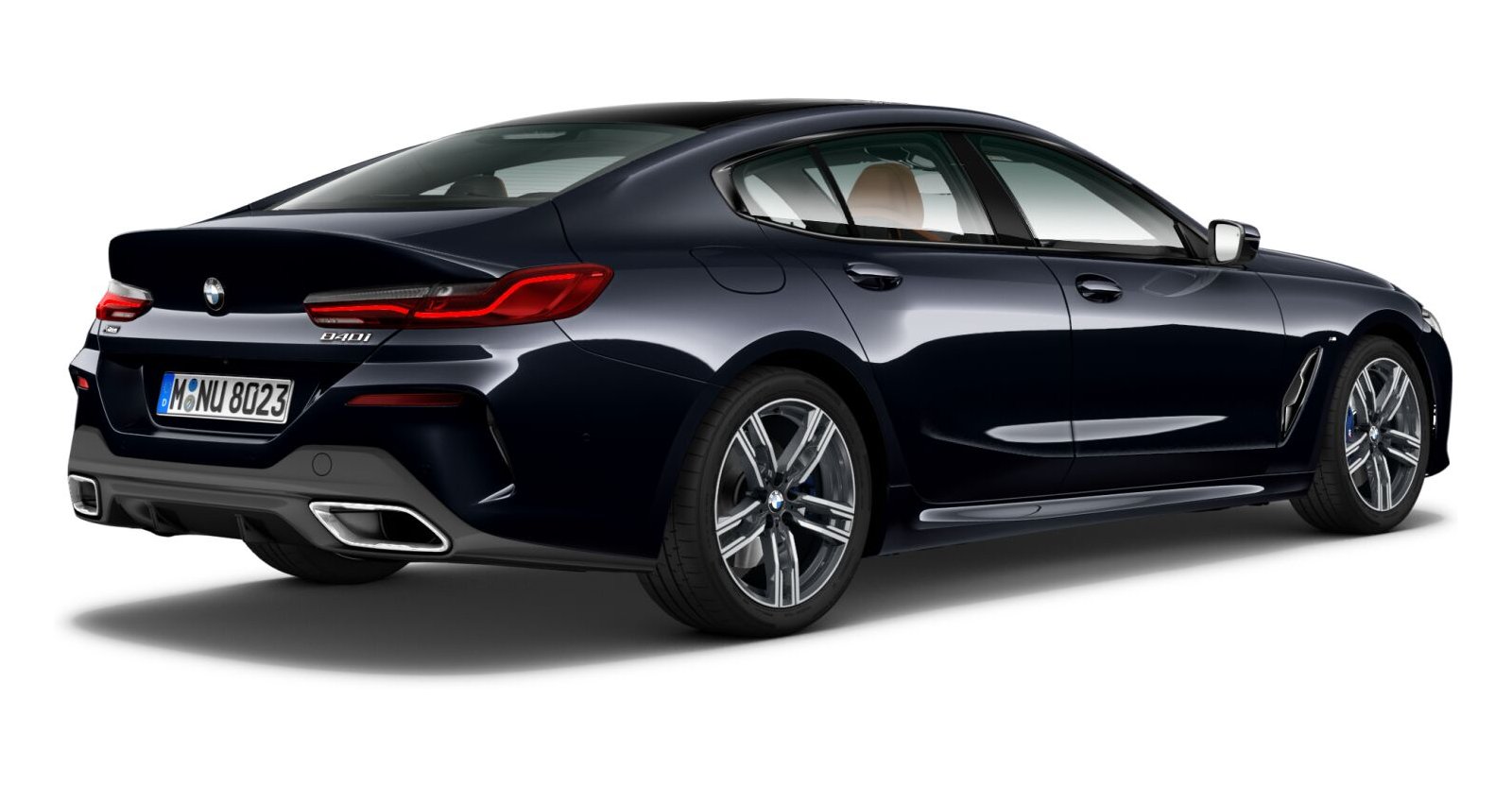 BMW BMW 8er in Schwarz von hinten