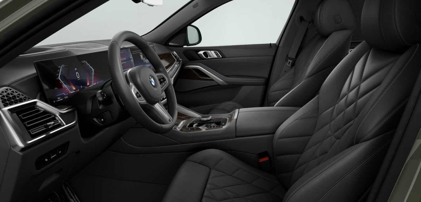 BMW BMW X im Innenraum seitlich