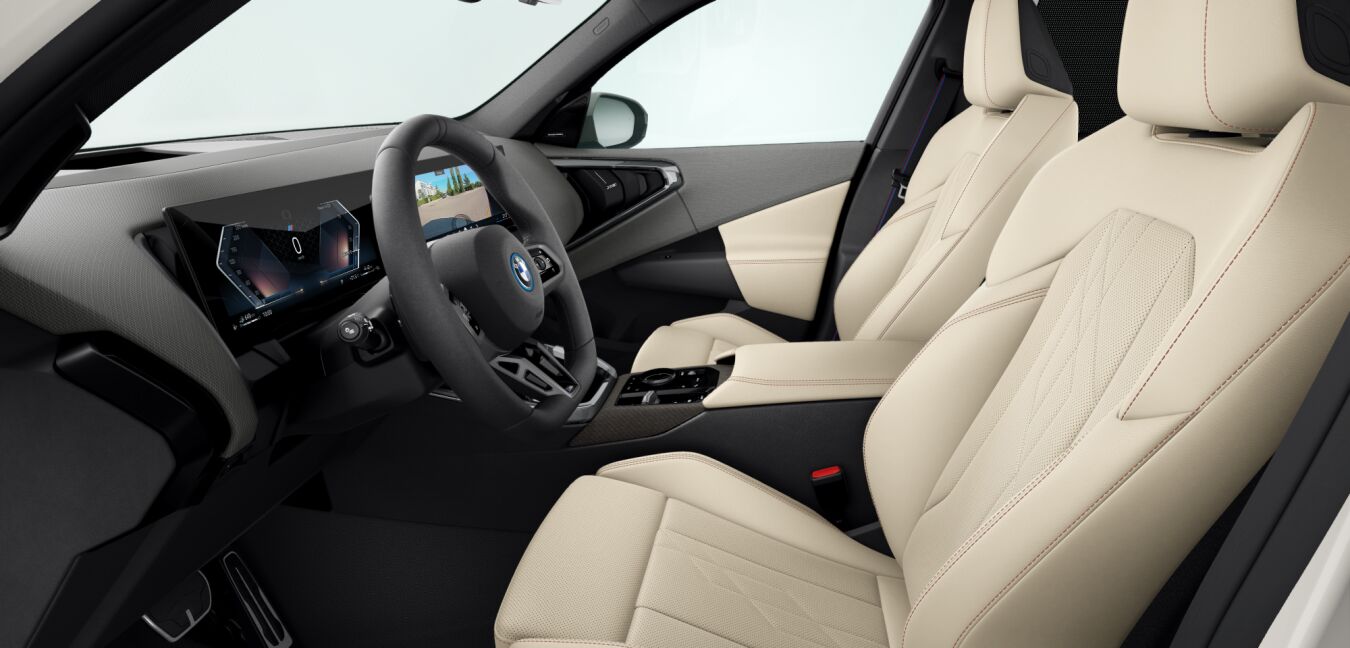 BMW BMW X im Innenraum seitlich