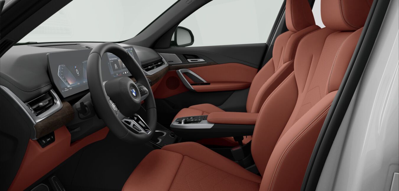 BMW BMW X im Innenraum seitlich