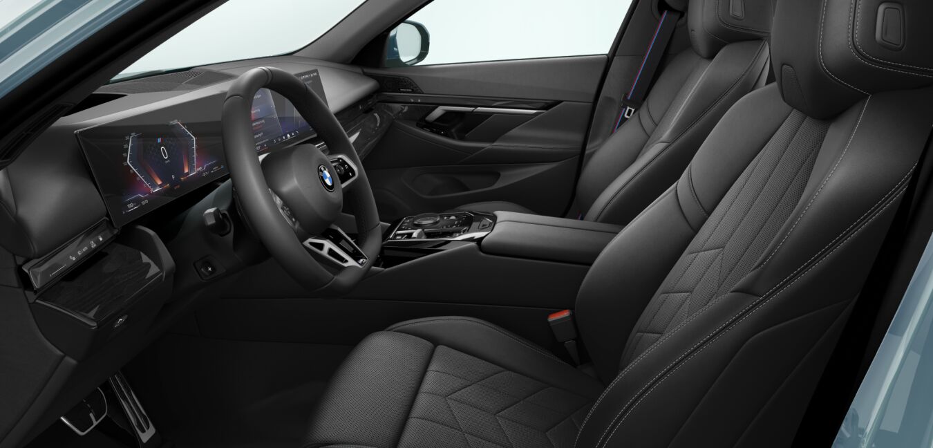 BMW BMW 5er im Innenraum seitlich BMW BMW 5er im Innenraum seitlich