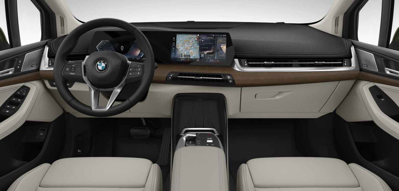 BMW BMW 2er im Innenraum von vorne BMW BMW 2er im Innenraum von vorne