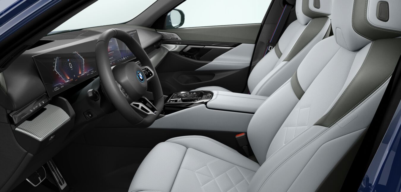 BMW BMW 5er im Innenraum seitlich BMW BMW 5er im Innenraum seitlich