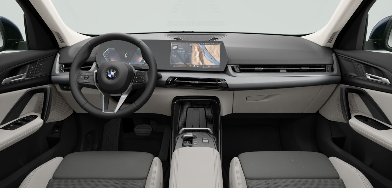 BMW BMW X im Innenraum von vorne