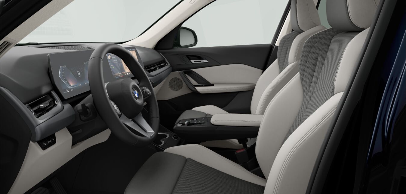 BMW BMW X im Innenraum seitlich