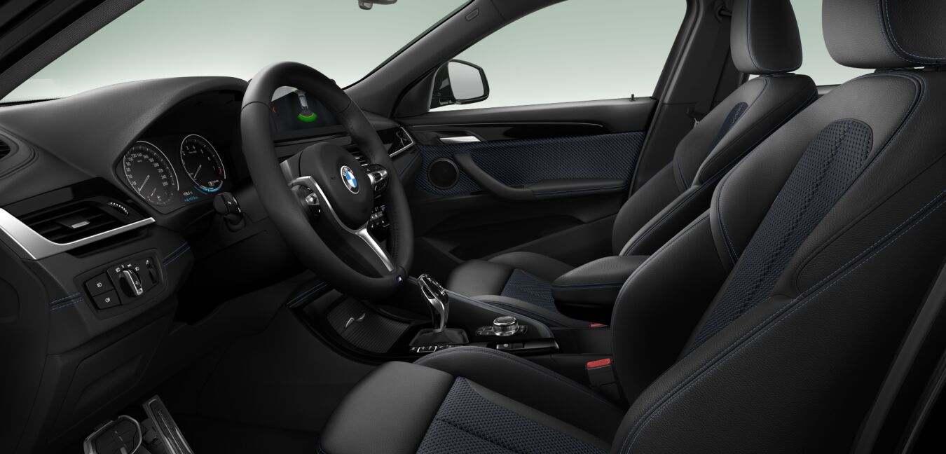 BMW BMW X im Innenraum seitlich BMW BMW X im Innenraum seitlich