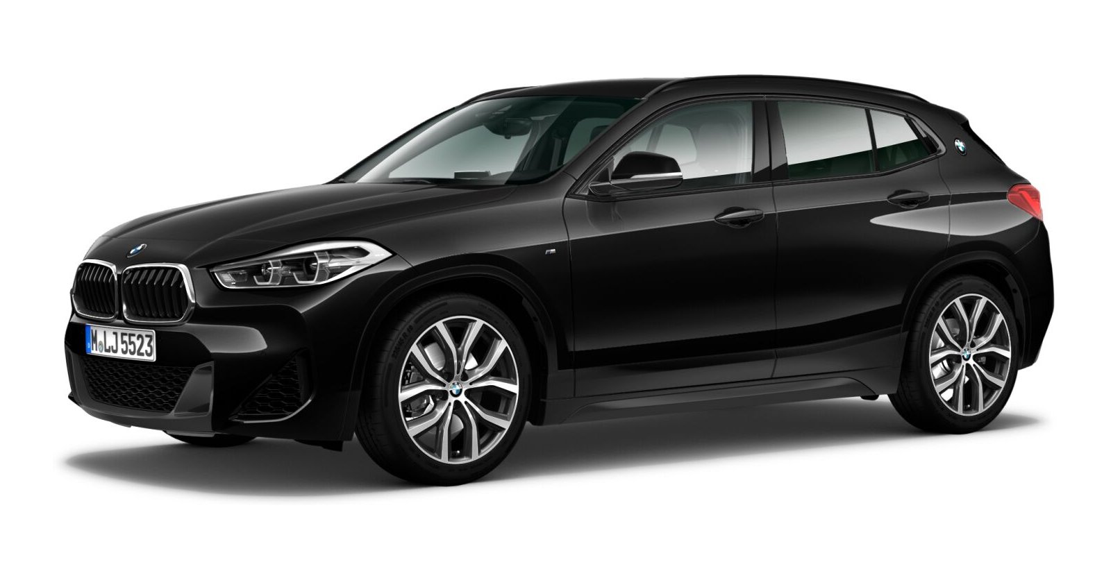 BMW X2 xDrive20i in Schwarz von vorne BMW X2 xDrive20i in Schwarz von vorne