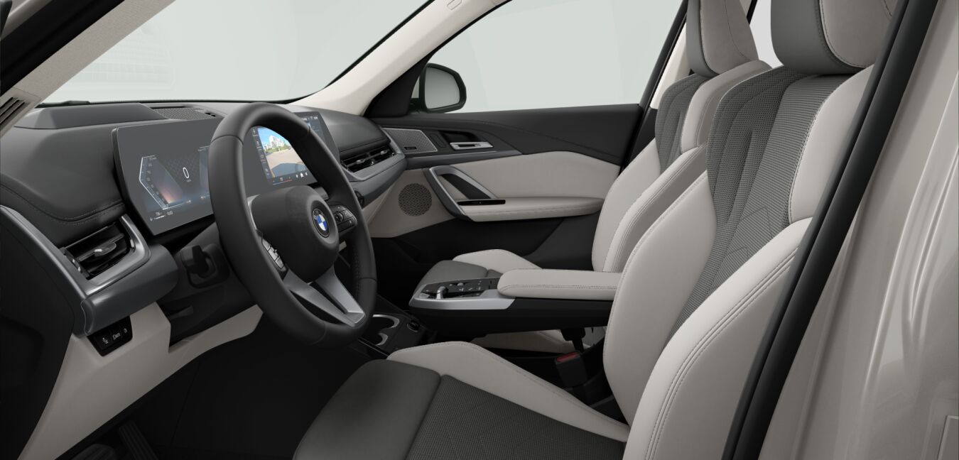 BMW BMW X im Innenraum seitlich