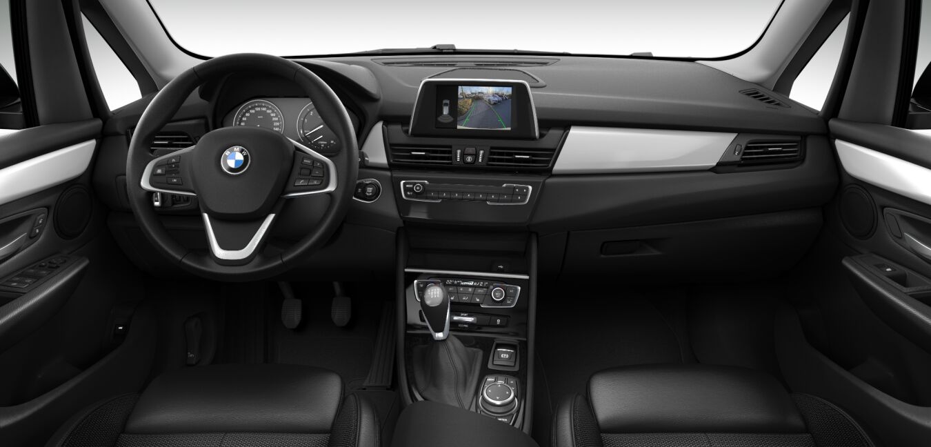BMW BMW 2er im Innenraum von vorne BMW BMW 2er im Innenraum von vorne