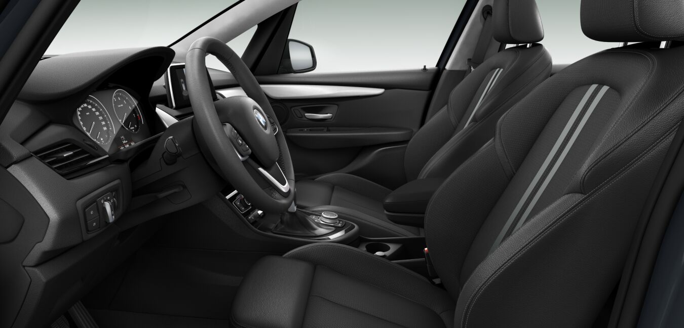 BMW BMW 2er im Innenraum seitlich BMW BMW 2er im Innenraum seitlich