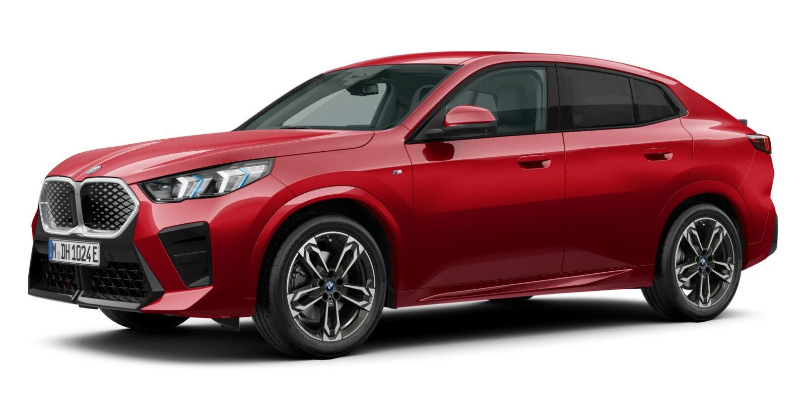 BMW iX2 xDrive30 in Rot von vorne BMW iX2 xDrive30 in Rot von vorne