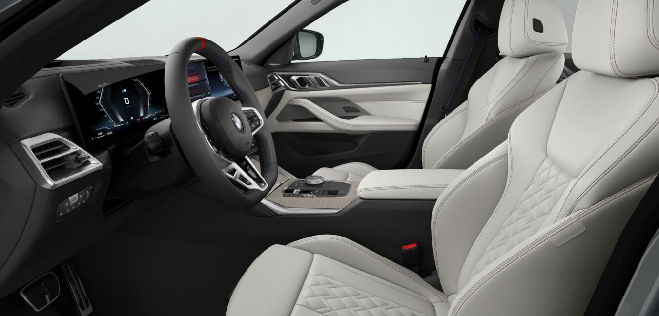 BMW BMW 4er im Innenraum seitlich BMW BMW 4er im Innenraum seitlich
