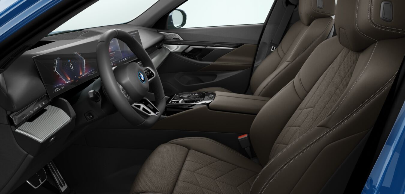 BMW BMW 5er im Innenraum seitlich BMW BMW 5er im Innenraum seitlich