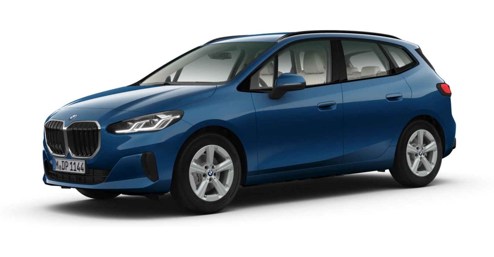 BMW 220i Active Tourer in Blau von vorne
