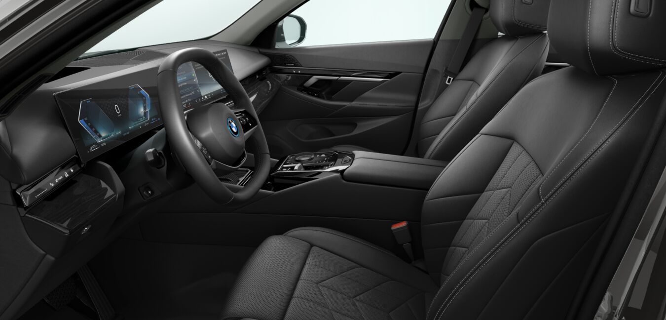 BMW BMW 5er im Innenraum seitlich BMW BMW 5er im Innenraum seitlich