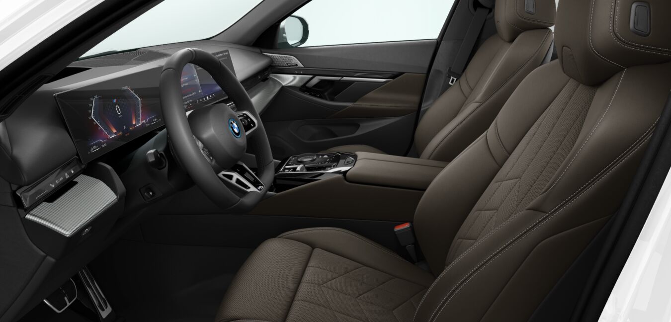 BMW BMW 5er im Innenraum seitlich BMW BMW 5er im Innenraum seitlich