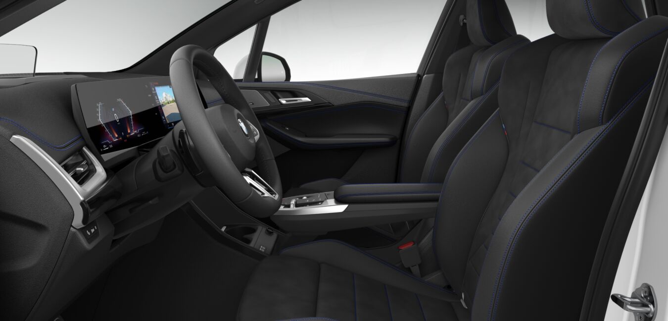 BMW BMW 2er im Innenraum seitlich BMW BMW 2er im Innenraum seitlich