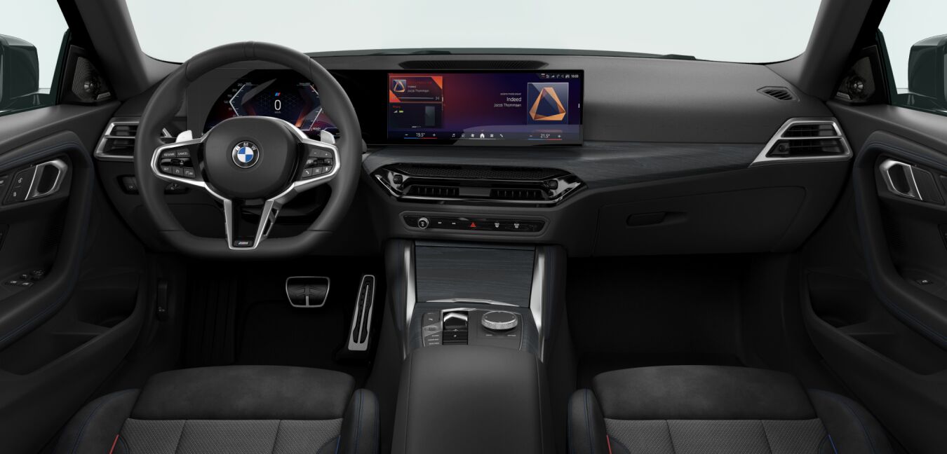 BMW BMW 2er im Innenraum von vorne BMW BMW 2er im Innenraum von vorne