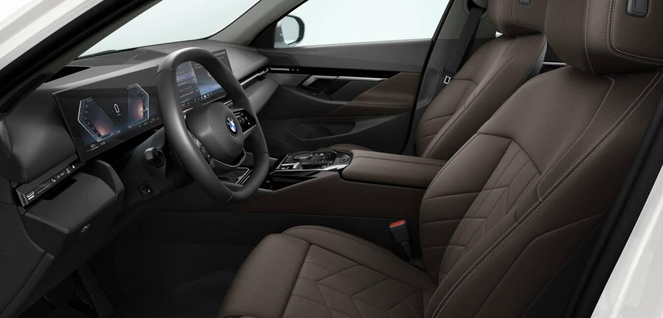 BMW BMW 5er im Innenraum seitlich BMW BMW 5er im Innenraum seitlich
